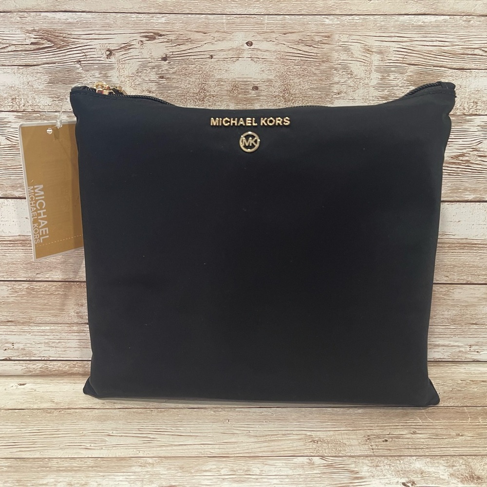 Michael Kors Black Travel Bags - Picture 8 of 9